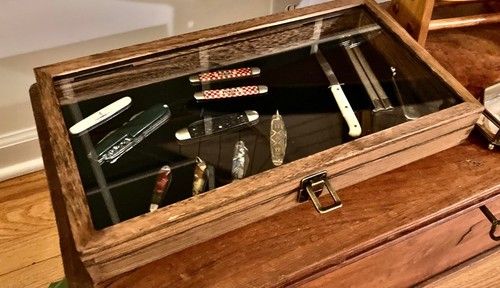 Knife display case brown wood - display,